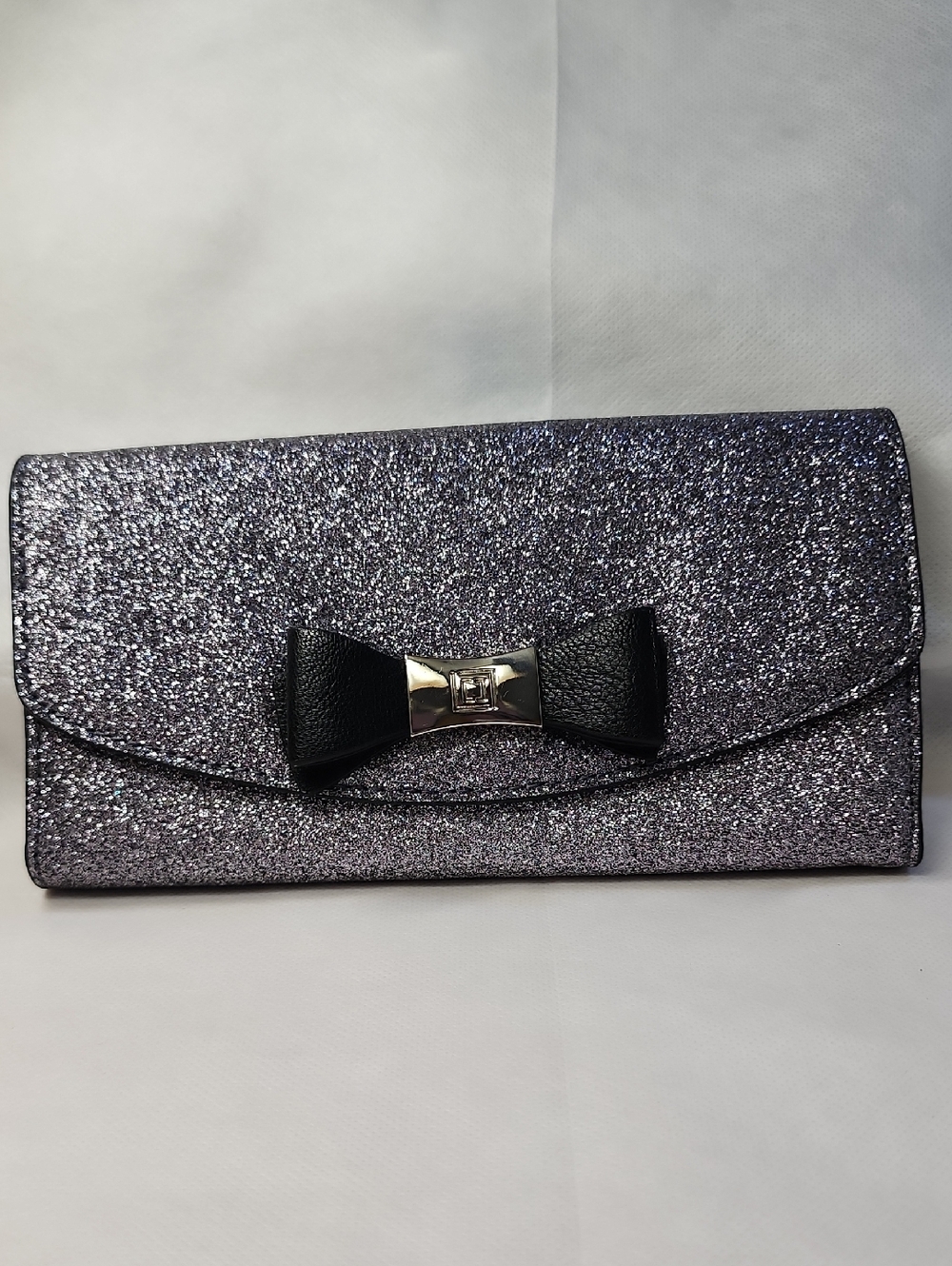 Liz Claiborne Glitter Bow Clutch Wallet New No Tag